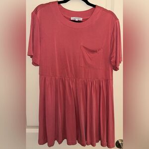 Cara Loren Coral Oversize Long Scoop neck top Women's Sz Small